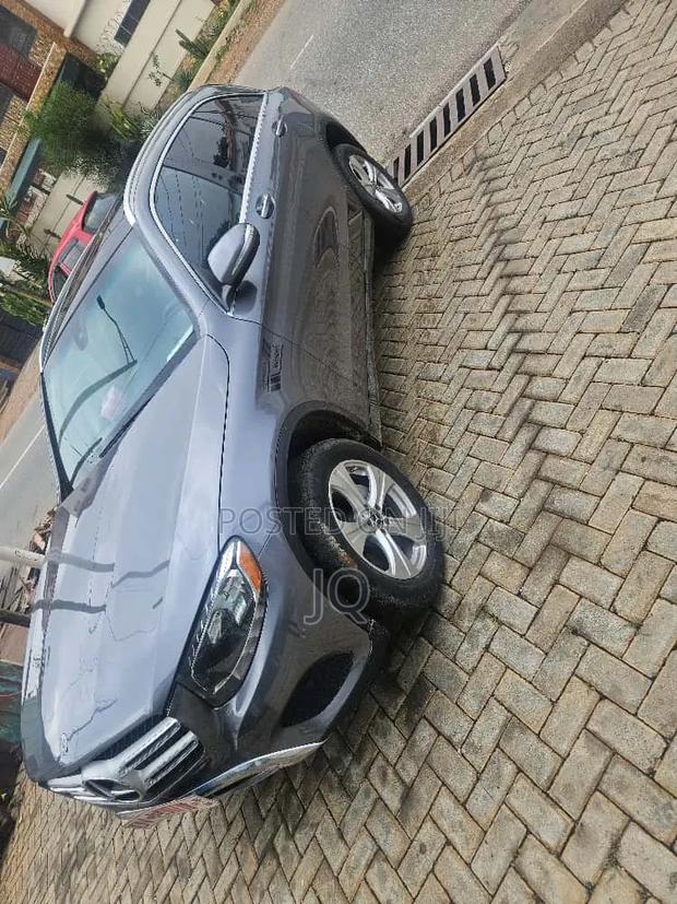 Mercedes-Benz GLC-Class 2018 Green