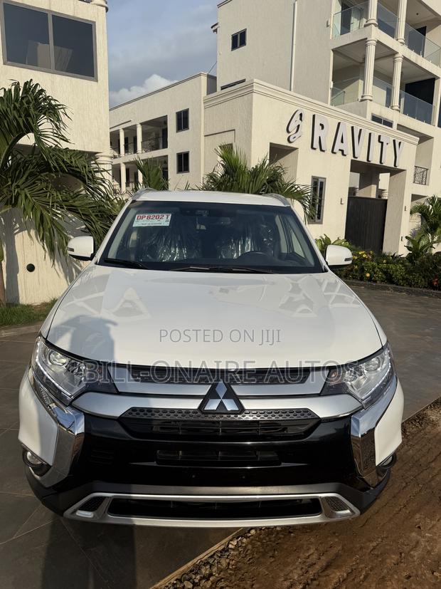 Mitsubishi Outlander SEL FWD 2020 White