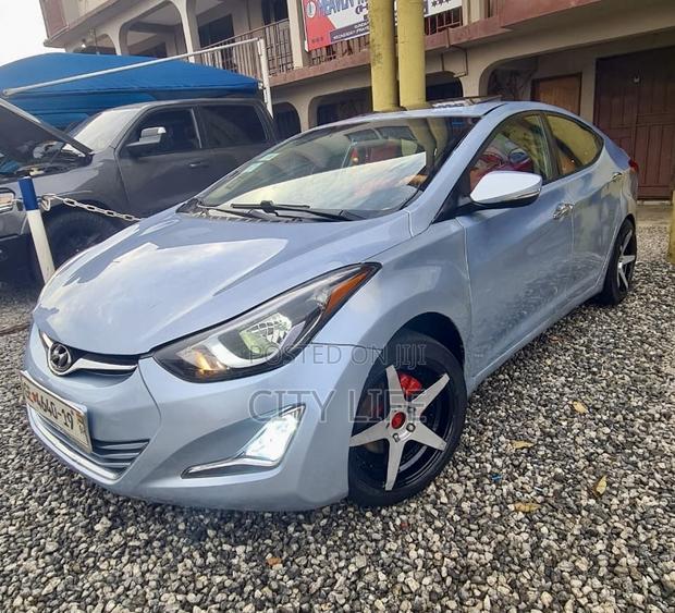 Hyundai Elantra Limited Sedan FWD (1.8L 4cyl 6A) 2013 Blue