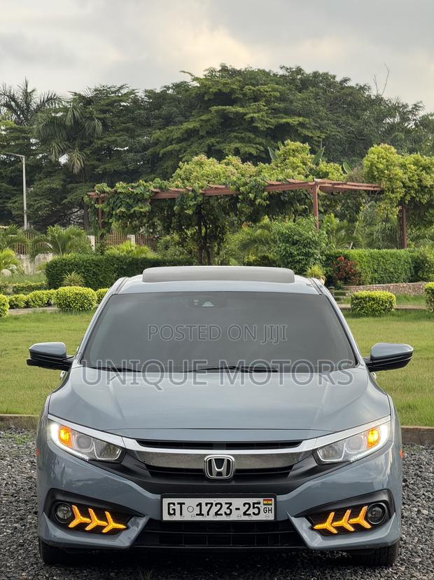 Honda Civic EX 4dr Sedan (2.0L 4cyl) 2017