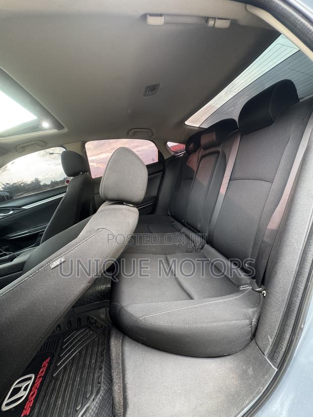 Honda Civic EX 4dr Sedan (2.0L 4cyl) 2017