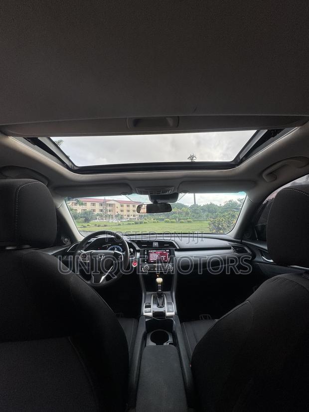 Honda Civic EX 4dr Sedan (2.0L 4cyl) 2017