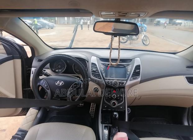 Hyundai Elantra 2015 Black