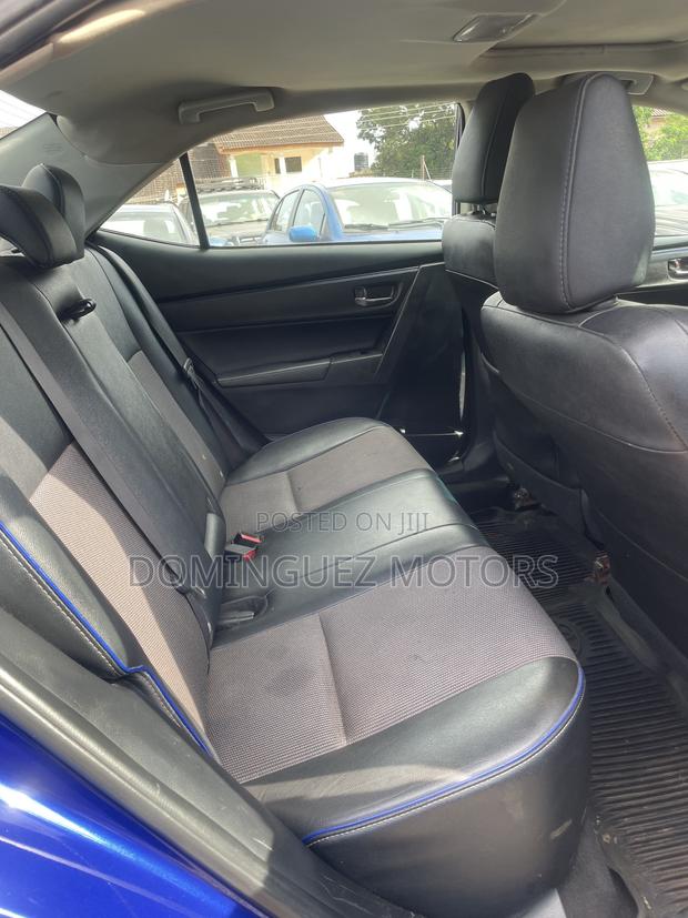 Toyota Corolla 2017 Blue