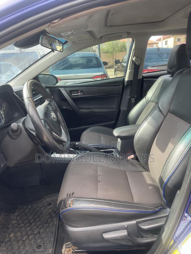 Toyota Corolla 2017 Blue