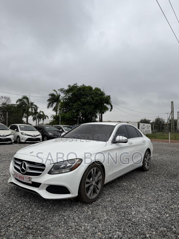 Mercedes-Benz C300 Base 4Matic Sedan AWD (2.0L 4cyl 7A) 2017 White