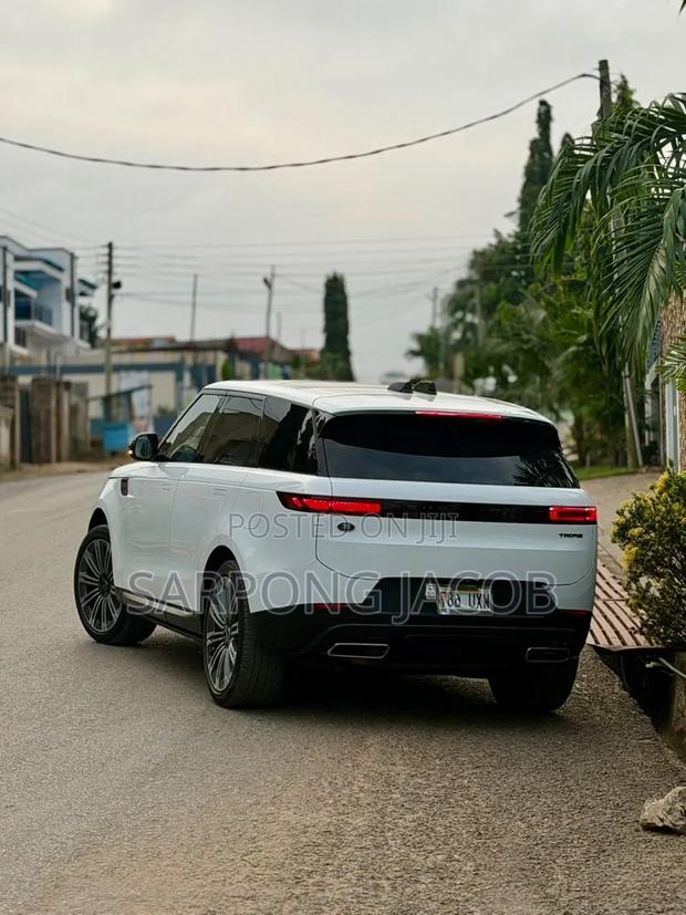 Land Rover Range Rover Sport 2024 White