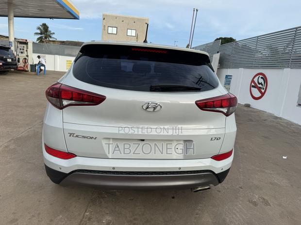 Hyundai Tucson Sport FWD 2018 Gray