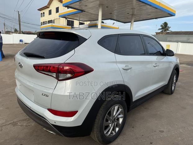 Hyundai Tucson Sport FWD 2018 Gray