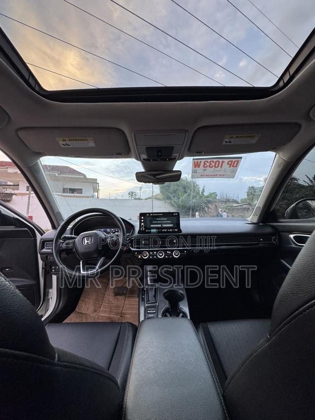 Honda Civic Touring CVT 2024 White