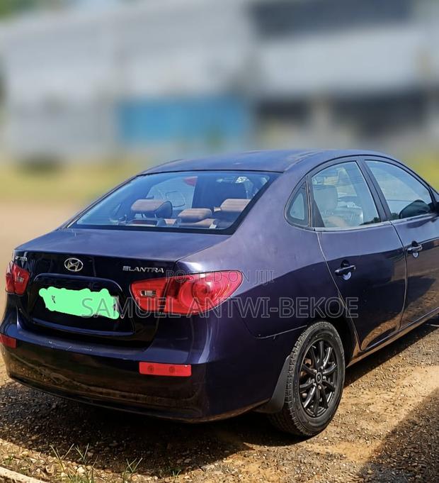 Hyundai Elantra 2009 Blue