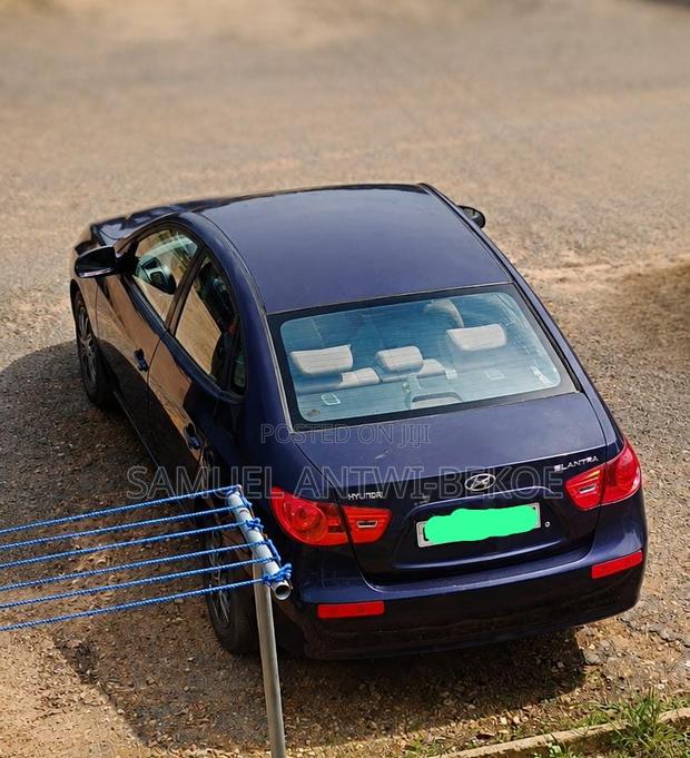 Hyundai Elantra 2009 Blue