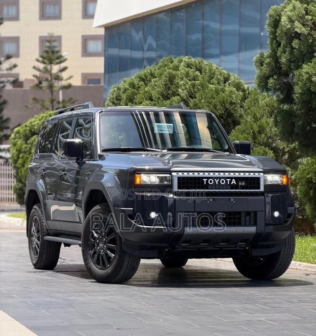 Toyota Land Cruiser 2025 Black