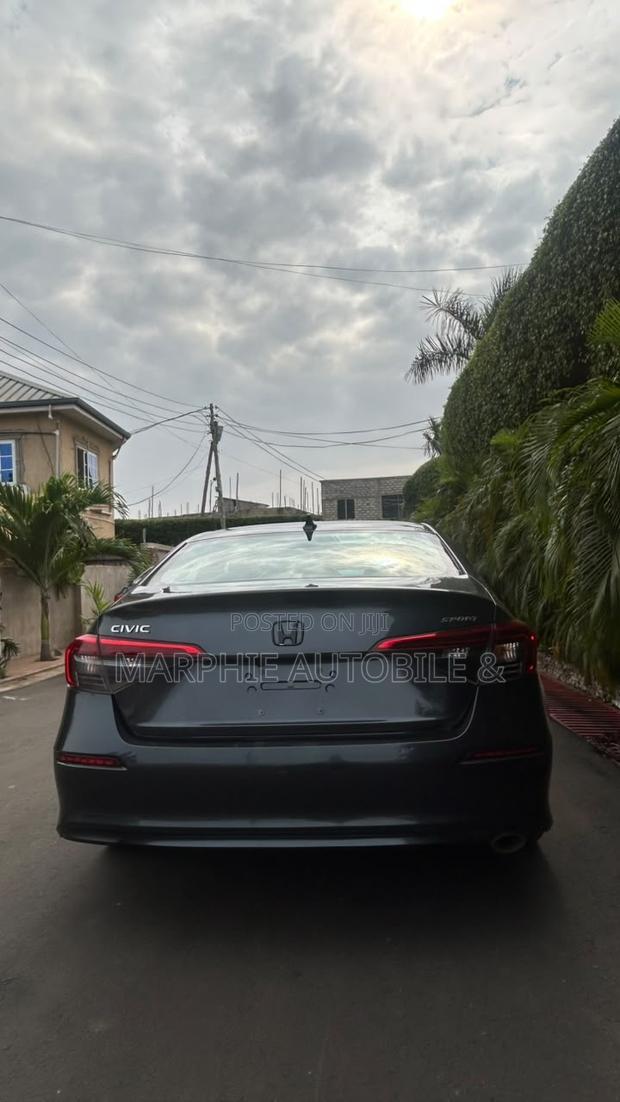 Honda Civic Sport CVT 2023 Gray