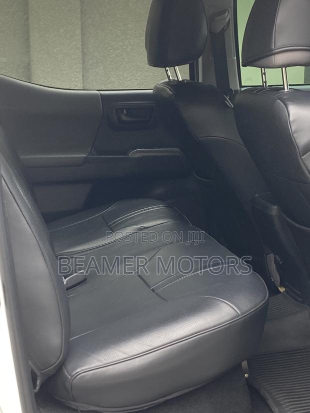 Toyota Tacoma SR5 Double Cab 6' Bed AT 2024 White
