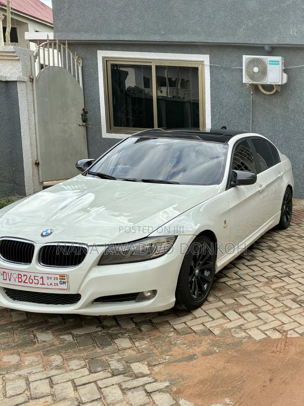 BMW 328i 2011 White