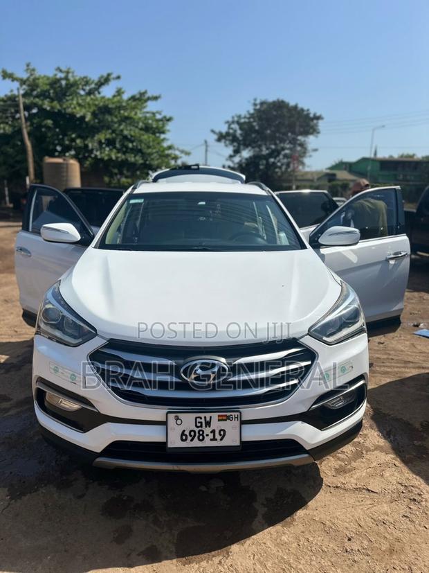 Hyundai Santa Fe 2014 White