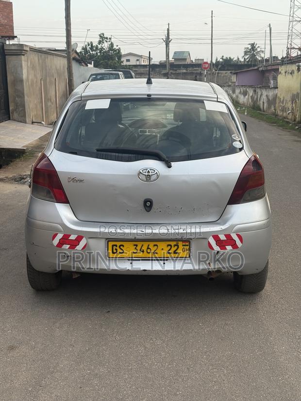 Toyota Vitz 1.0 FWD 3dr 2008 Silver