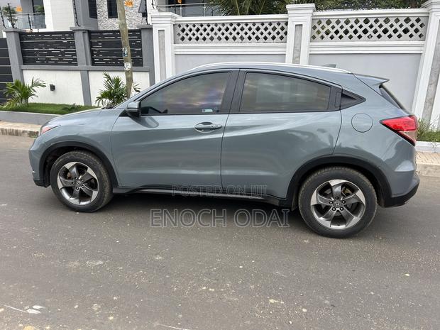 Honda HR-V EX-L w/Navigation AWD 2018