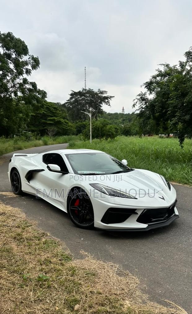 Chevrolet Corvette 2022 White