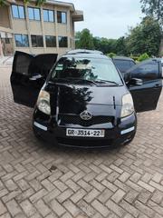 Toyota Vitz 2010 Black for sale