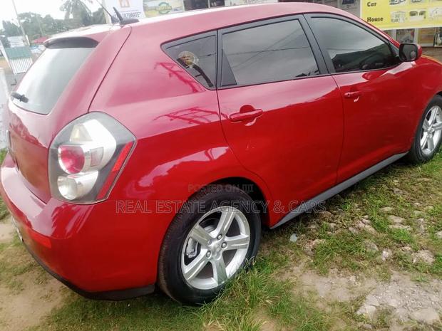 Pontiac Vibe 2010 Beige