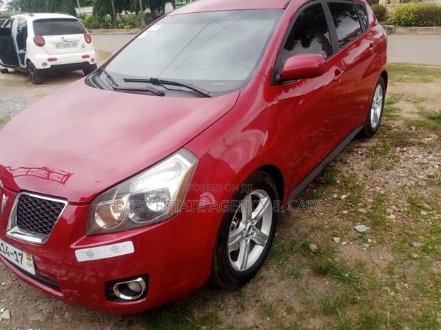 Pontiac Vibe 2010 Beige