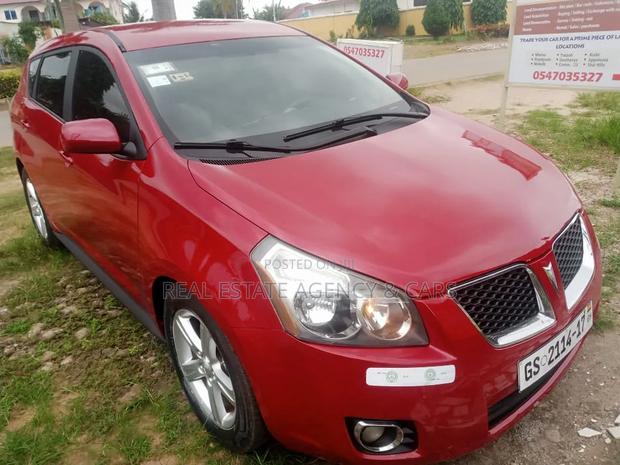 Pontiac Vibe 2010 Beige