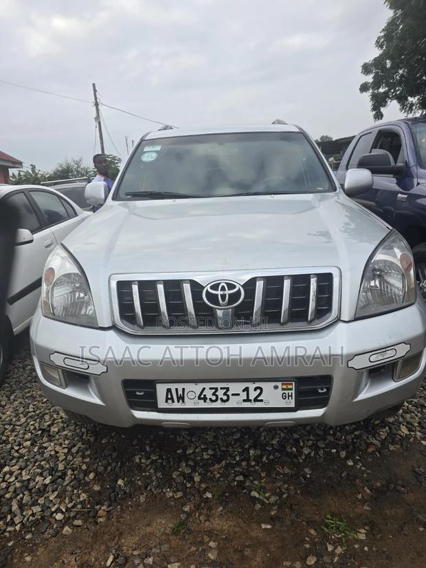 Toyota Land Cruiser Prado 2007 Gray