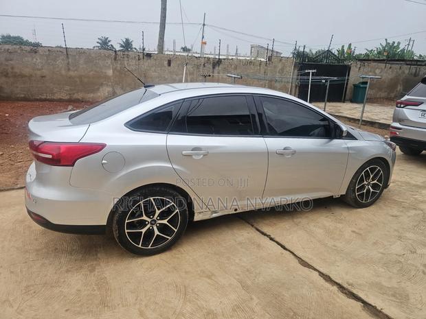 Ford Focus 2018 Silver
