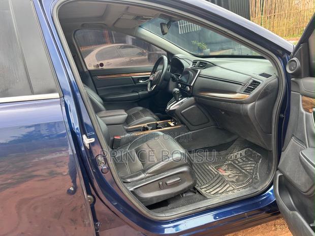 Honda CR-V Touring 2022 Blue