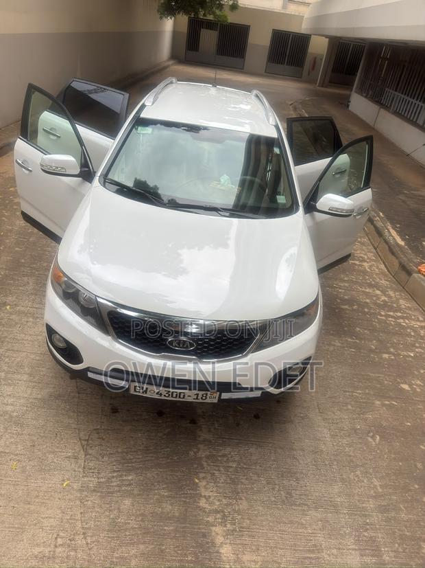 Kia Sorento 2013 White