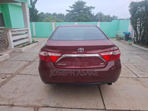 Toyota Camry 2017