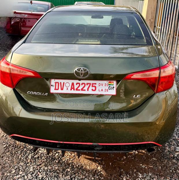 Toyota Corolla 2018 Green
