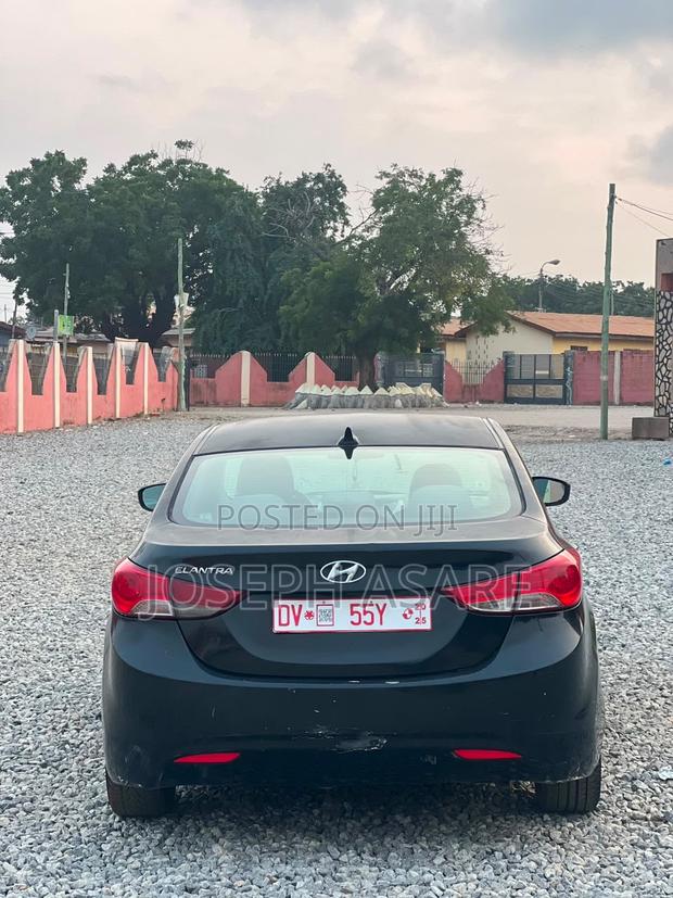 Hyundai Elantra 2013 Black