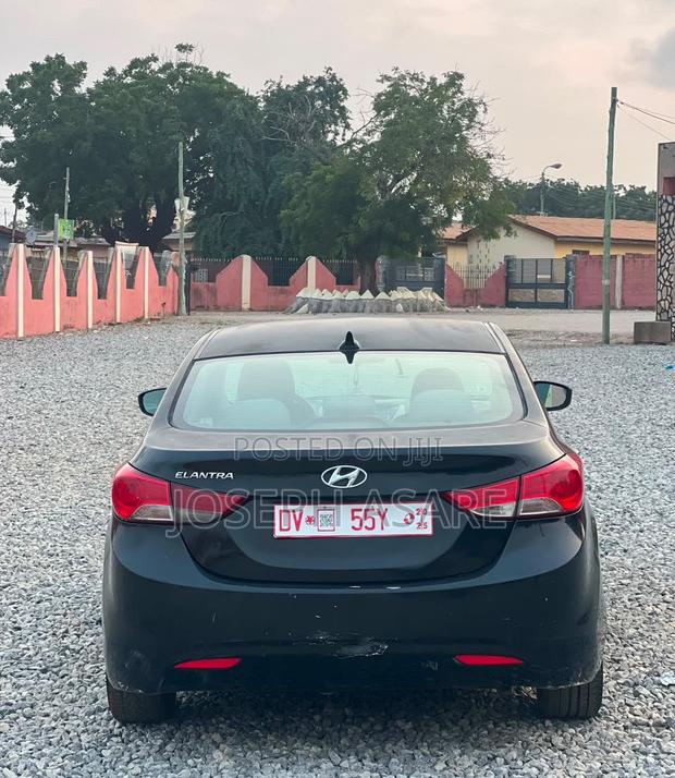 Hyundai Elantra 2013 Black