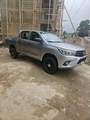Toyota Camry 2018 Silver for sale