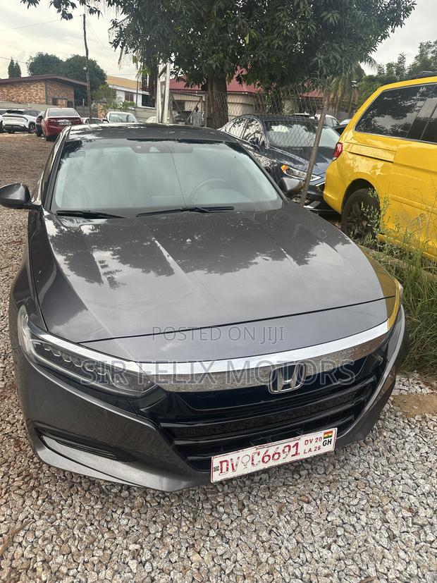 Honda Accord Sport (1.5L 4cyl Turbo CVT) 2019 Gray