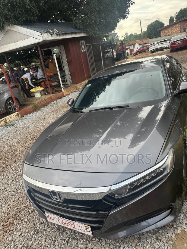 Honda Accord Sport (1.5L 4cyl Turbo CVT) 2019 Gray