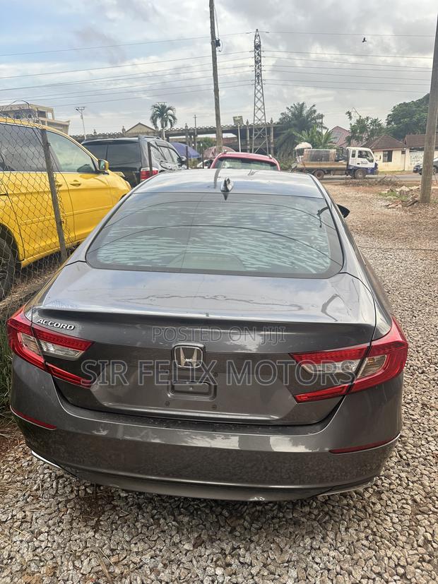Honda Accord Sport (1.5L 4cyl Turbo CVT) 2019 Gray