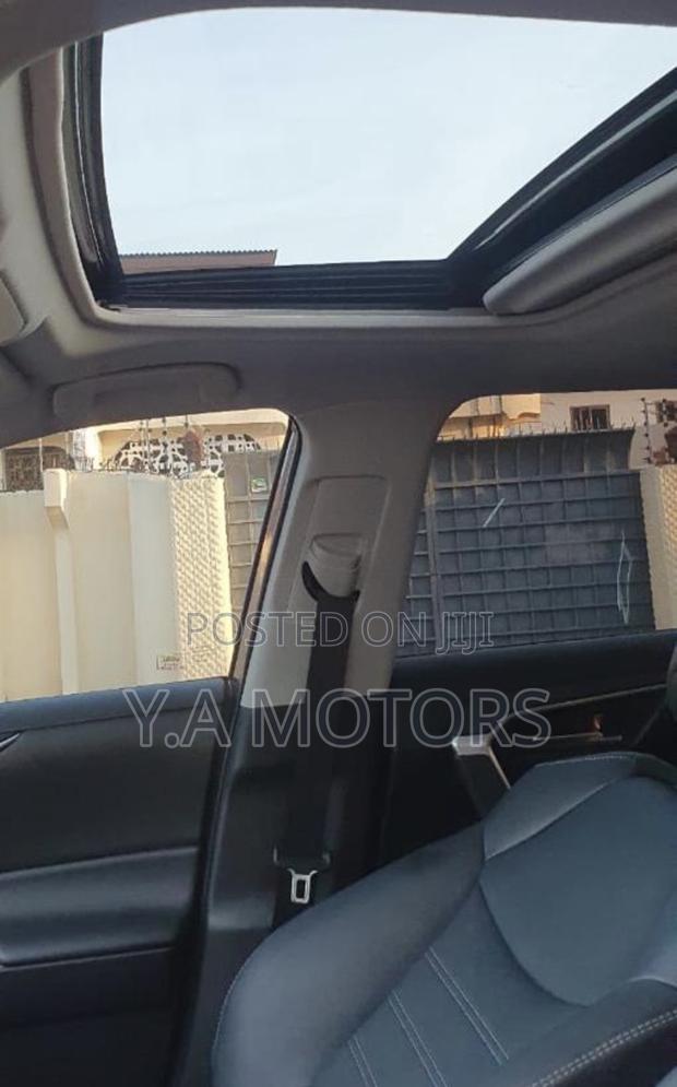 Toyota RAV4 2025 Black