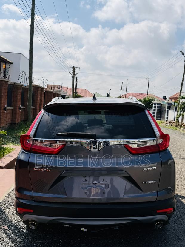 Honda CR-V Touring AWD 2018 Gray