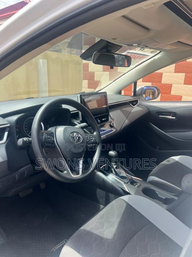 Toyota Corolla 2023 White