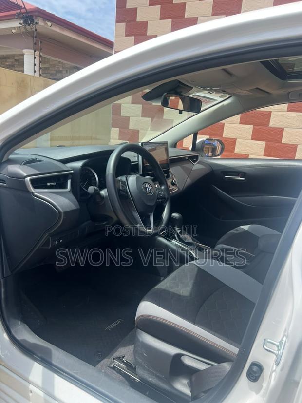 Toyota Corolla 2023 White