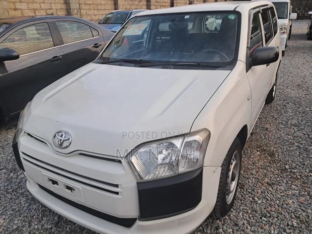 Toyota Probox 2016 White