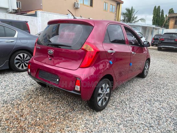 Kia Morning 2015 Pink
