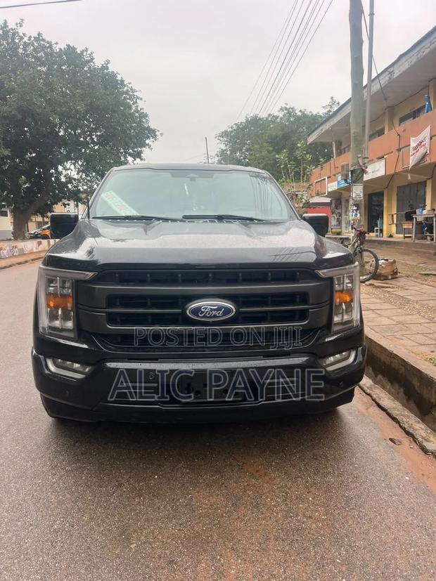 Ford F-150 2022 Black