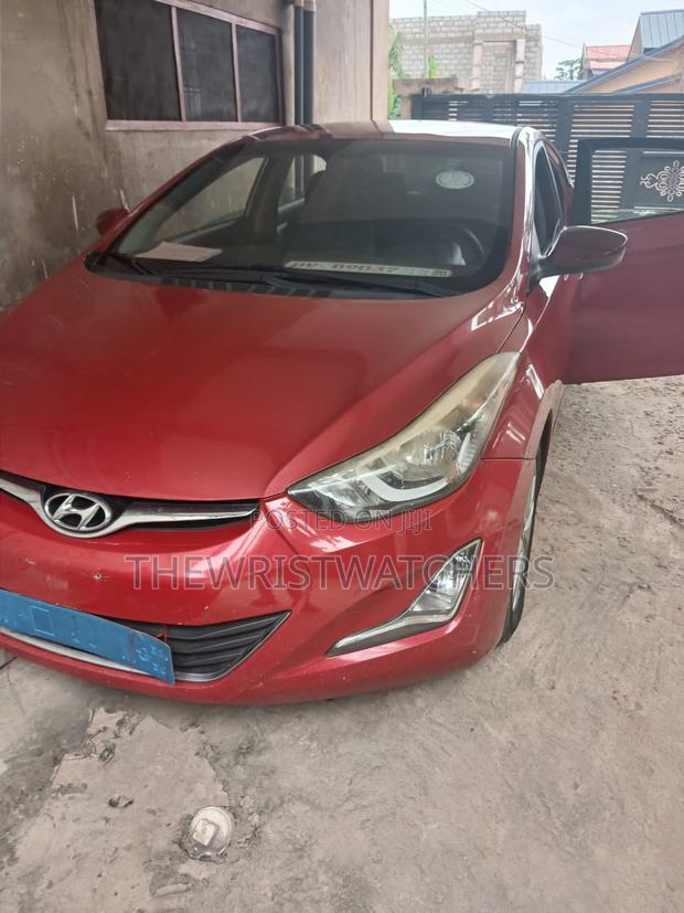 Hyundai Elantra Limited Sedan FWD (1.8L 4cyl 6A) 2016 Red
