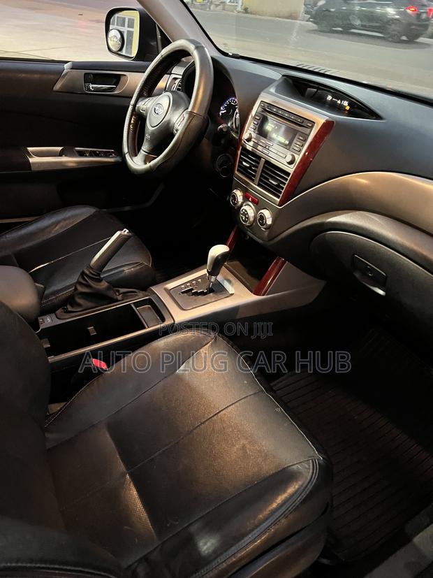 Subaru Forester 2010 Black