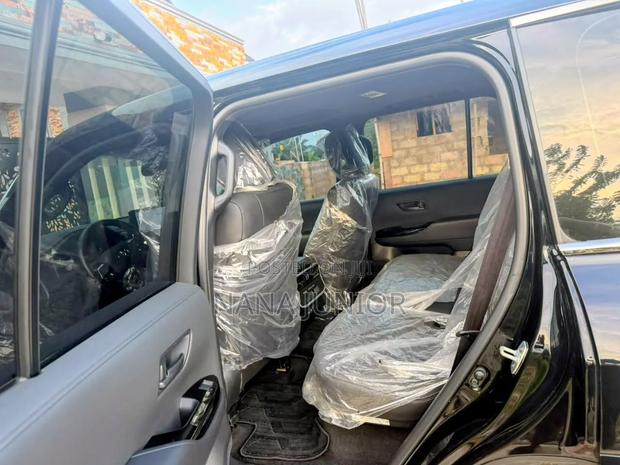 New Toyota Land Cruiser 2025 Black